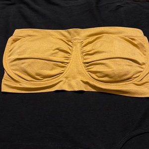 2/$10 NWOT Bandeau Bra